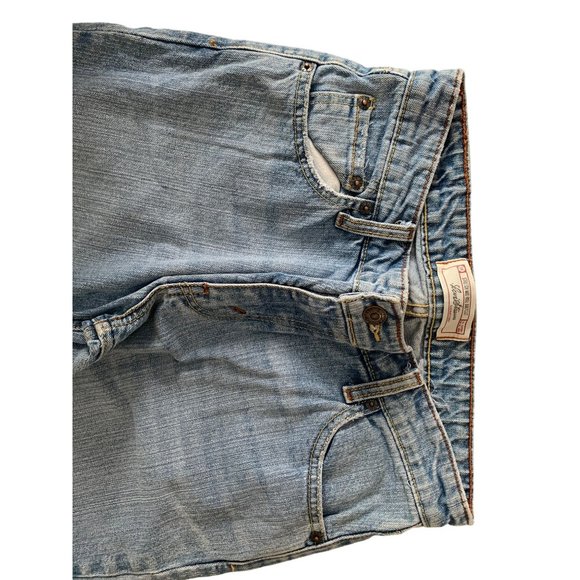Levis Strauss Womens Size 6 Light Wash Jeans Straight LEg - Picture 3 of 8